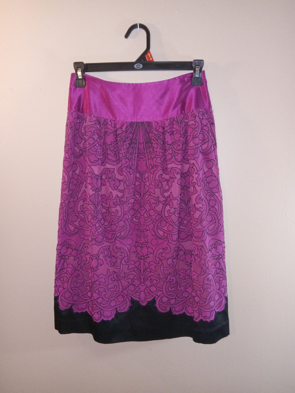 Peter Nygard Silk Fuchsia and Black Midi Skirt